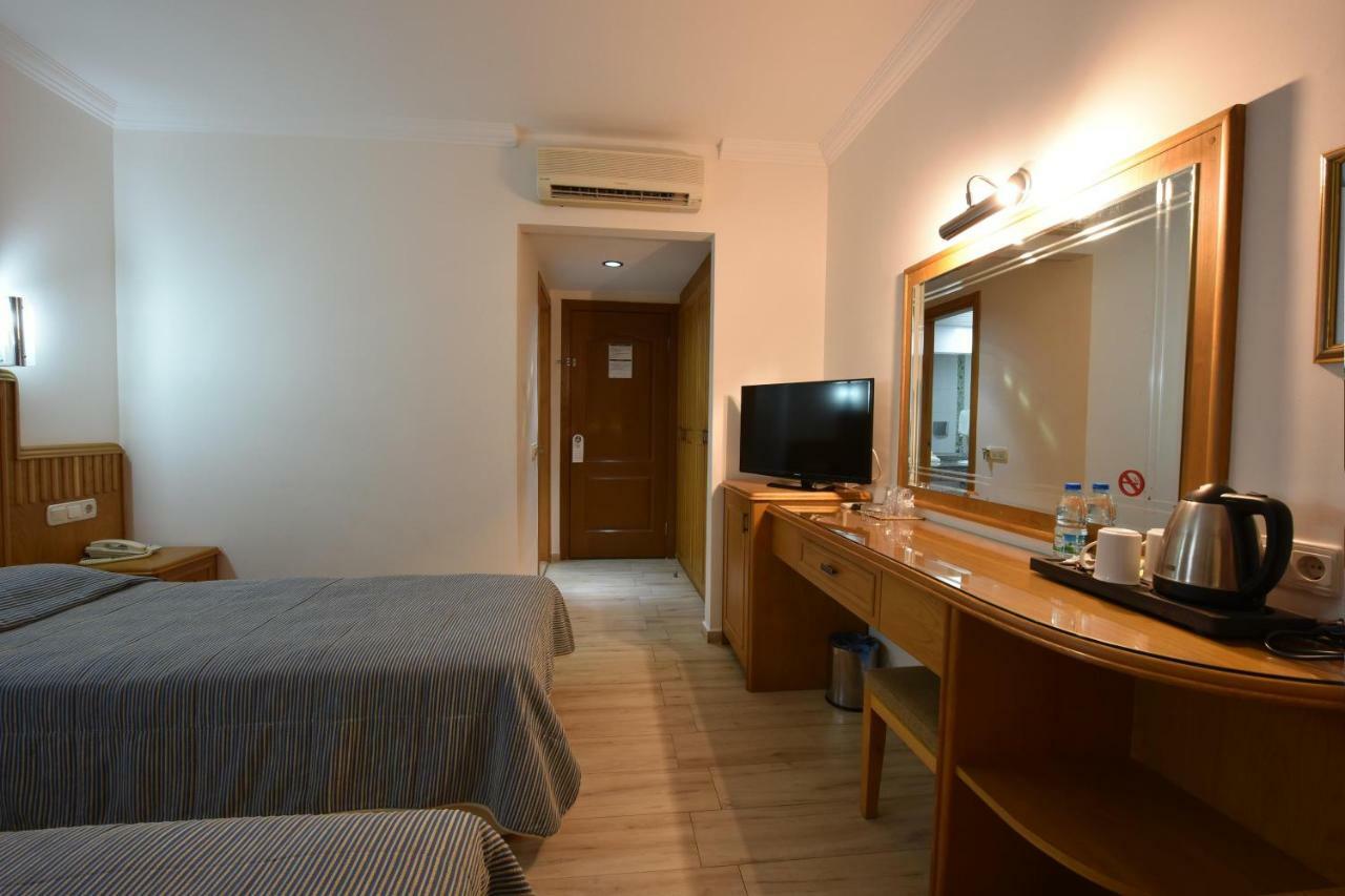 Belcehan Hotel Олудениз Екстериор снимка
